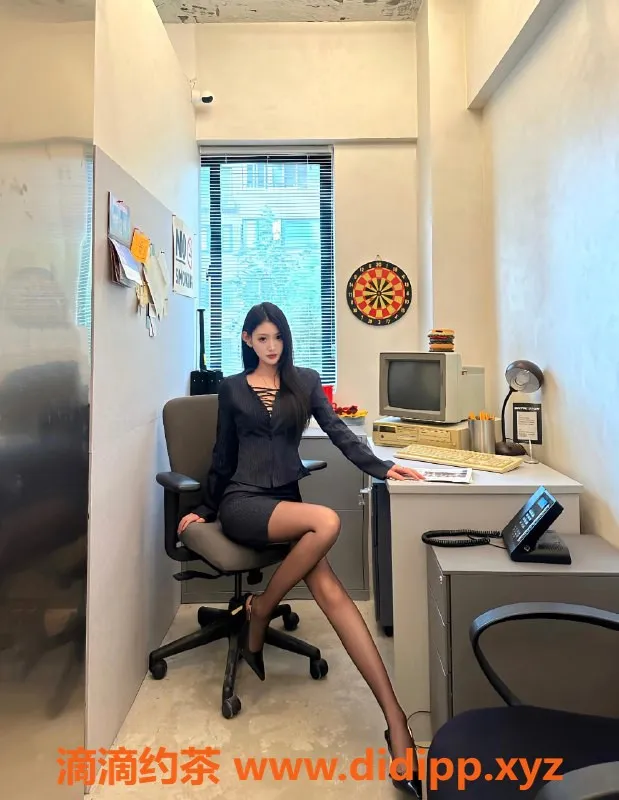 乌鲁木齐楼凤-蒋梦瑶-22岁身高170cm 天使面孔魔鬼身材