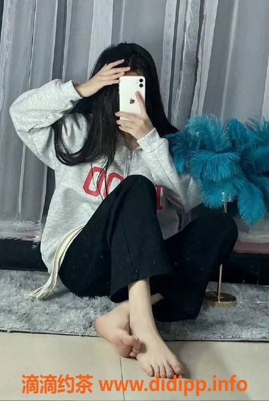 烟台楼凤-芝罘区学妹萌萌，期待您的调教体验