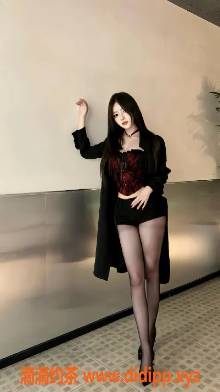 乌鲁木齐楼凤-蒋梦瑶：165cm清纯邻家妹妹，C+胸围，温柔可人