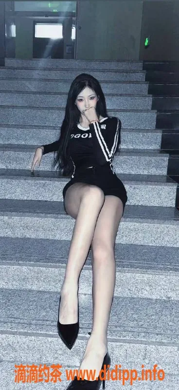 潍坊楼凤-临沂优质女大学生糕糕，174高挑身材