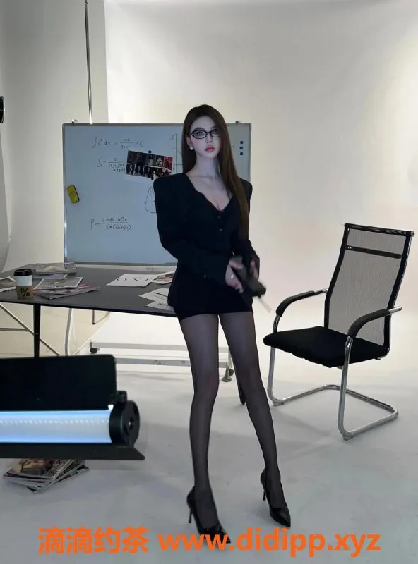 乌鲁木齐楼凤-蒋梦瑶170cm清纯少女，白皙C杯，超赞服务！