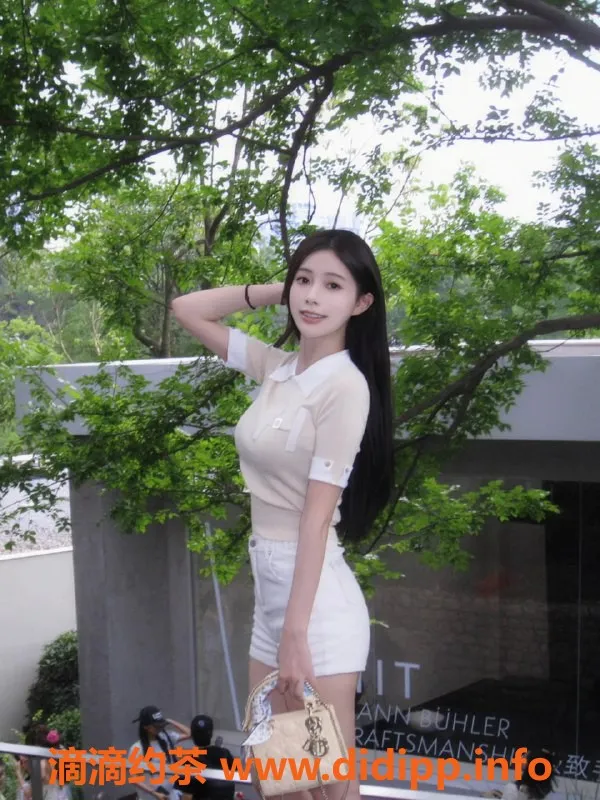 乌鲁木齐楼凤-蒋梦瑶-172身高，98体重的清纯女友