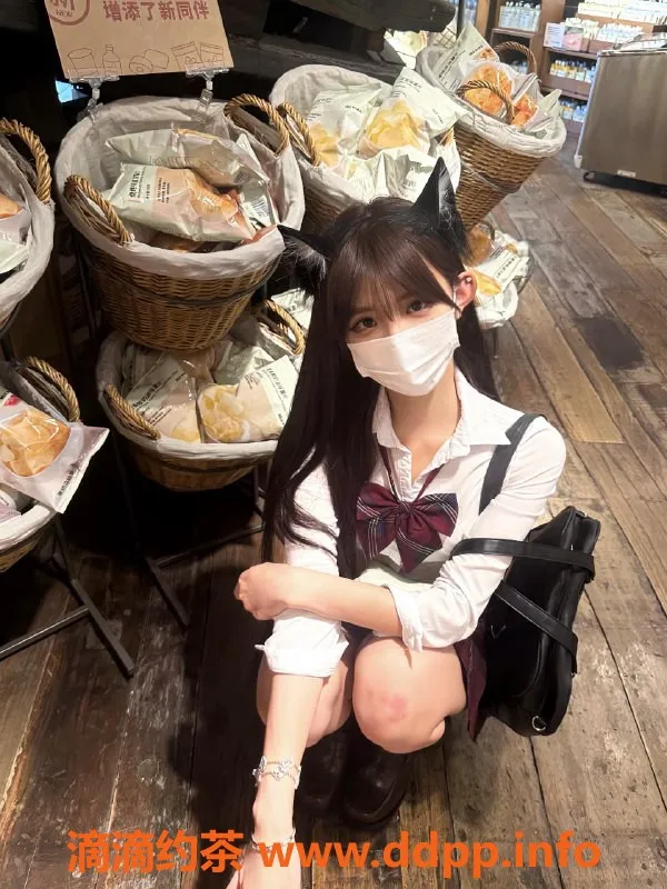 乌鲁木齐楼凤资源信息,蒋梦瑶-20岁166cm纯欲甜美，小巧玲珑