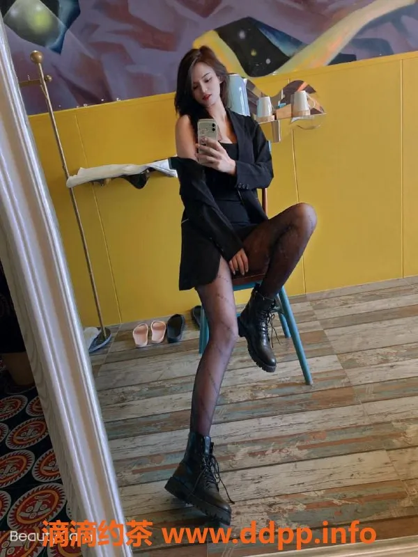 佛山楼凤-佛山小狐狸，500起，私聊体验不容错过