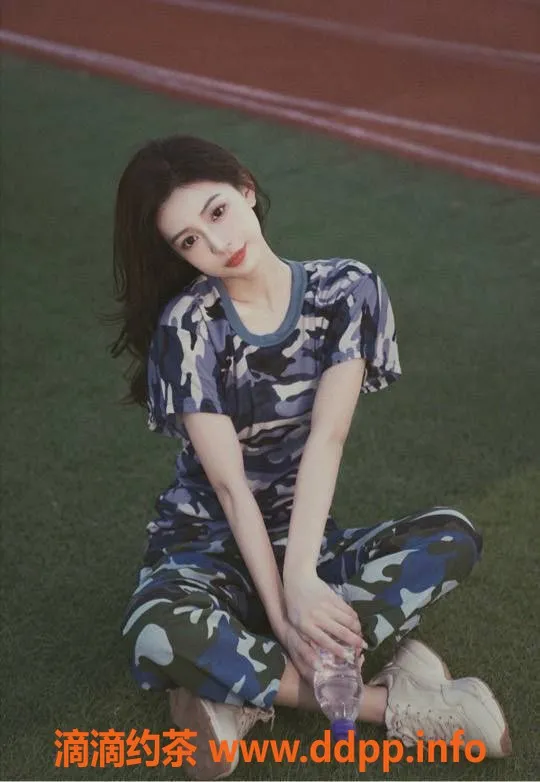 赣州楼凤-清纯艺校生，22岁168cm，激情服务，C罩杯