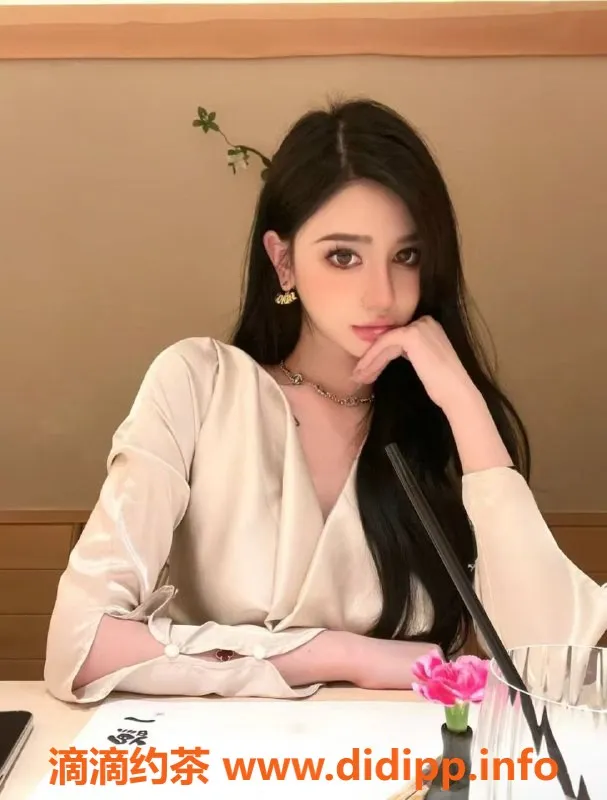 潍坊楼凤-潍坊高新区单词12，身高180，体重125