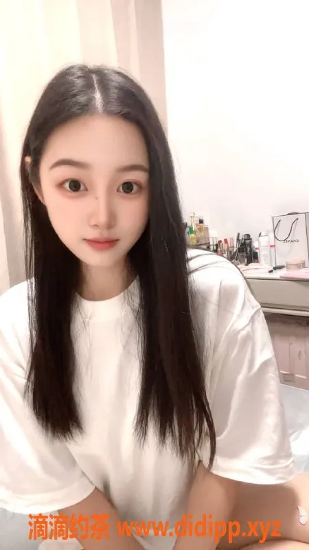 台州楼凤-上海彤彤，身高163cm，43kg，800元靠谱品茶