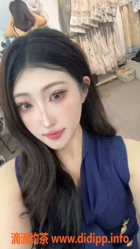 潍坊楼凤资源信息,潍坊只上门服务，04年美女，身高165，体重108