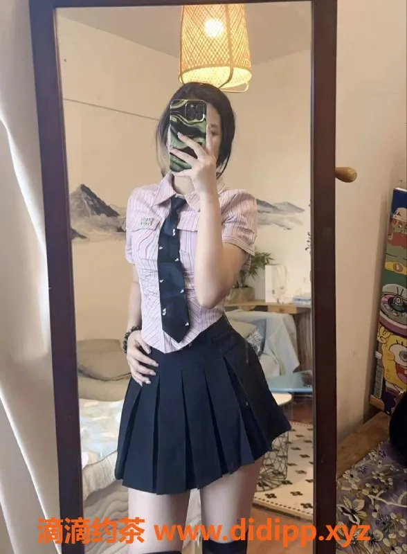 成都楼凤资源信息,成都佳佳，20岁匀称嫩妹，600元享服务