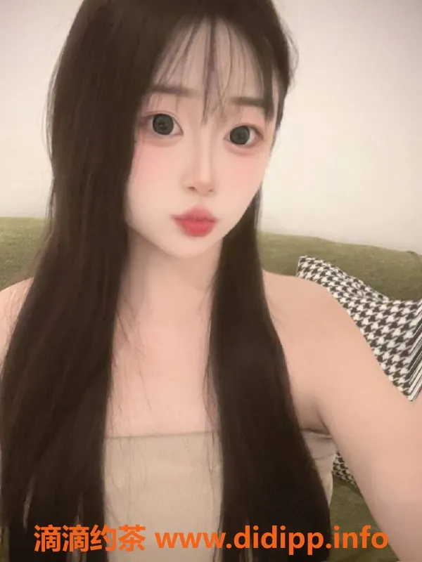 台州楼凤-上海黄埔区莎莎，18岁D+胸围，无套路靠谱品茶