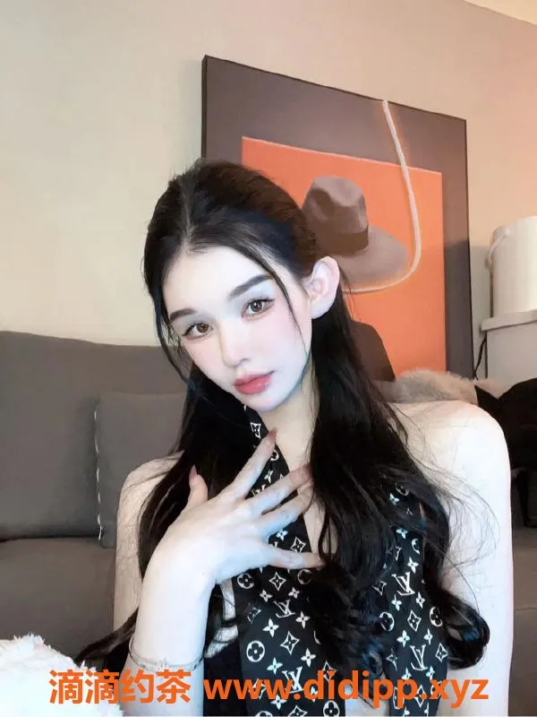 赣州楼凤-22岁美少女，身高163，C罩杯，服务温馨