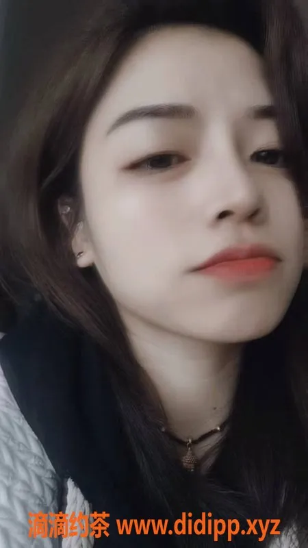 赣州楼凤资源信息,章贡区欢欢，165cm嫩妹，激情全套服务只需600元！