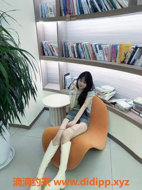 潍坊楼凤-潍坊奎文区18岁小姐165cm 95斤，超值服务