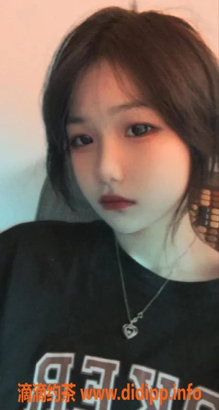 杭州楼凤-拱墅区泡芙，身高172，服务周到，课费1.2/p