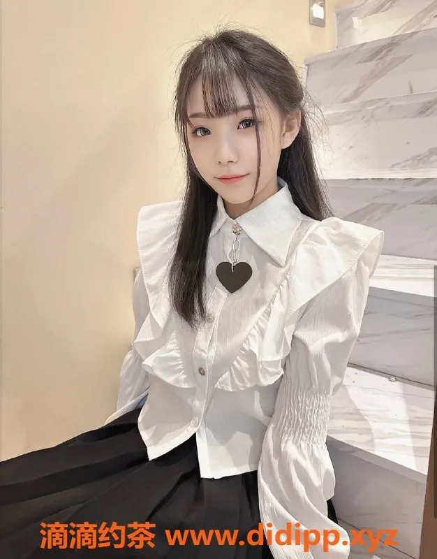 台州楼凤-台州路桥区兮木木，20岁D+美体等你来品茶