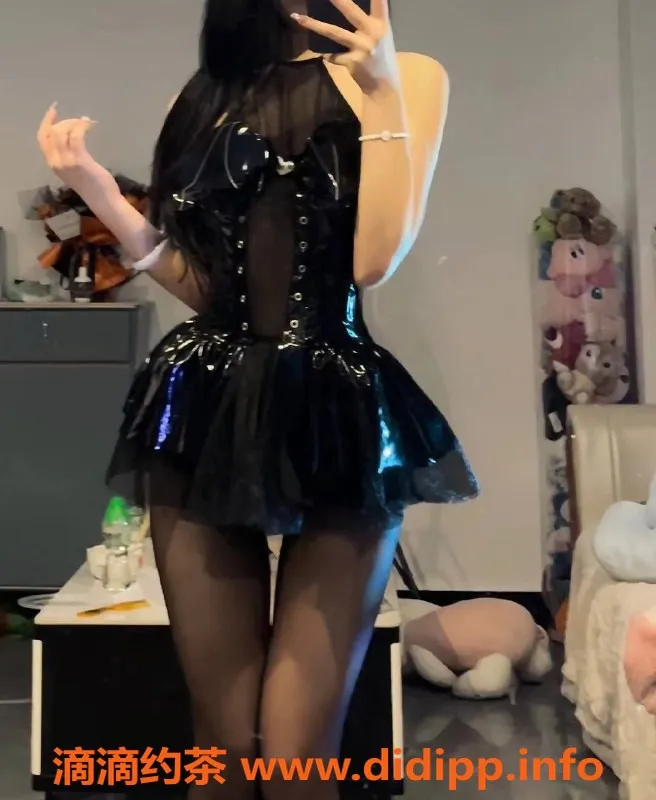 北京楼凤-东直门嫩妹内衣卖家奶一，批发16Z起