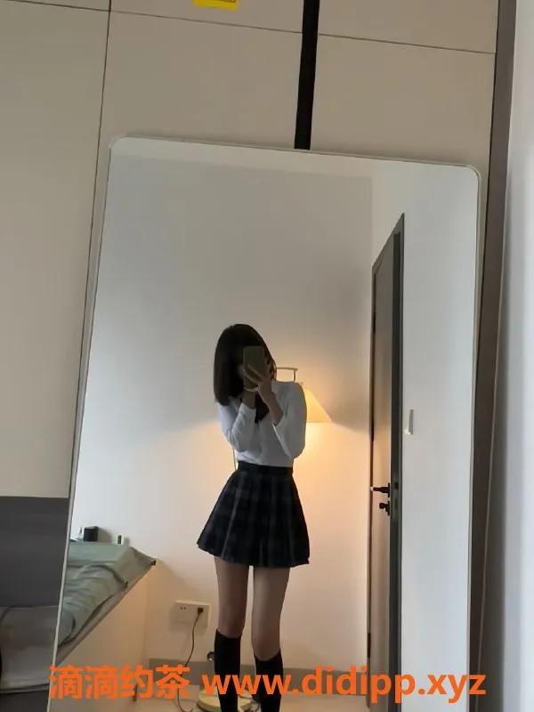 台州楼凤-义乌小梦，162cm身高，86体重，600元起享受服务