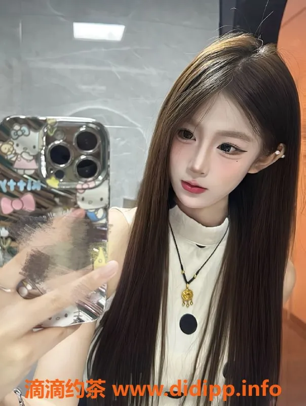 潍坊楼凤-高新区田欣，167cm 95斤，18岁，诱惑包夜4000