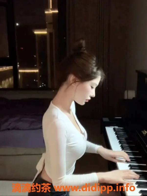 烟台楼凤资源信息,福山区12起钢琴老师，服务优质，超有魅力！