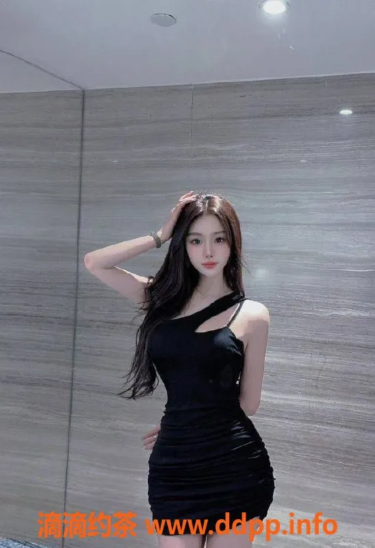 烟台楼凤-福山区空姐贝拉，气质非凡，身材火辣