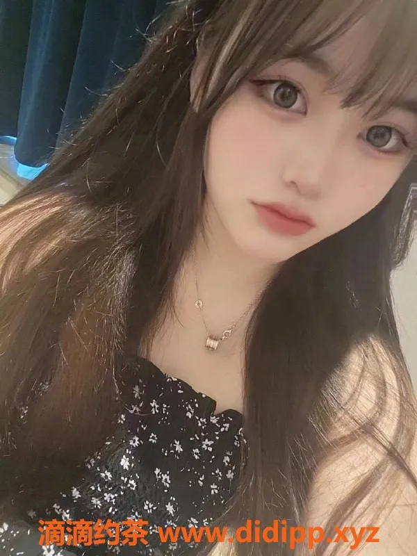 上海楼凤-静安小桃福利拍卖，原价800P现600P