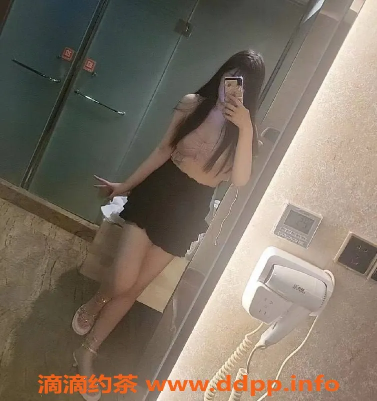 上海楼凤-静安小桃福利拍卖，原价800P现600P