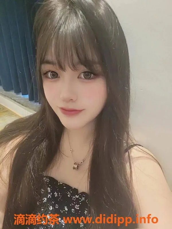 上海楼凤-静安小桃福利拍卖，原价800P现600P