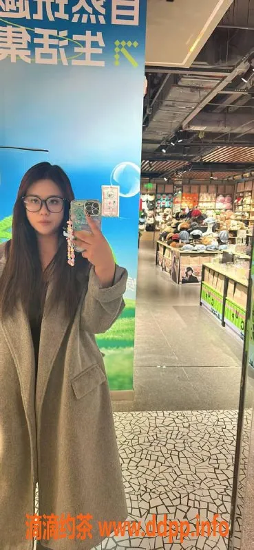 洛阳楼凤-洛阳嫩妹涵涵，167cm，55斤，36D，超值体验！