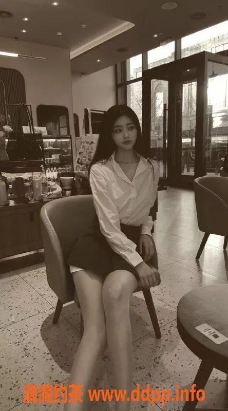 潍坊楼凤-奎文区蜜蜜，175高挑22岁，800元不夜服务