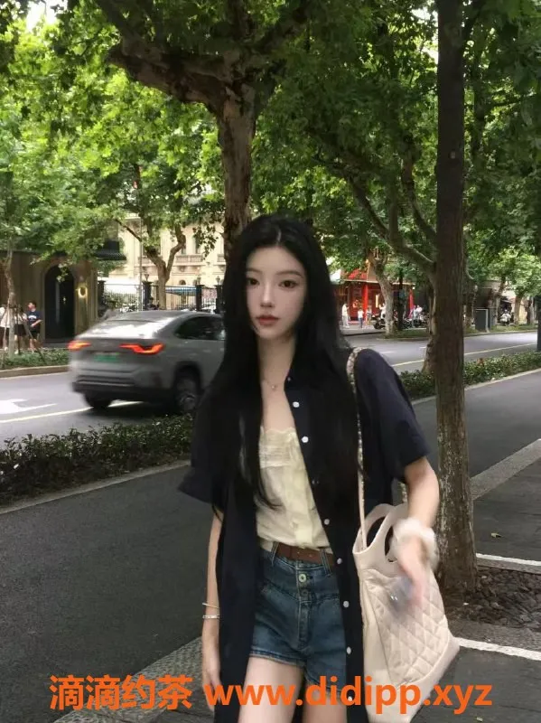 潍坊楼凤资源信息,高新小小，20岁，166cm，100斤，800元服务