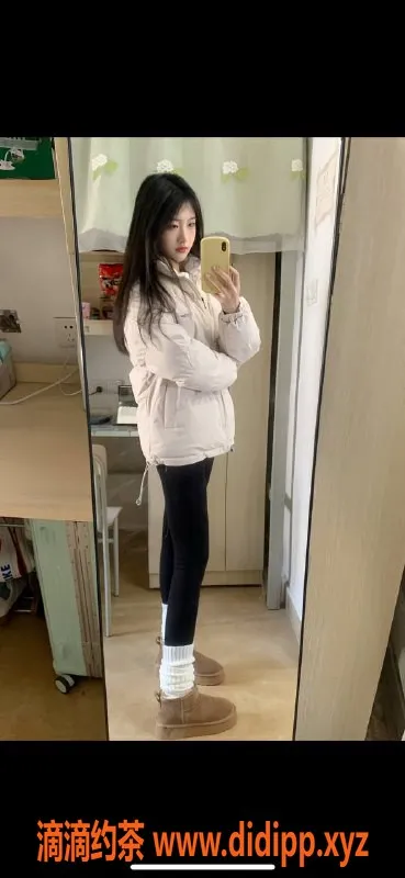 赣州上门服务-章贡兼职女大学生，167cm 41kg，只上门服务