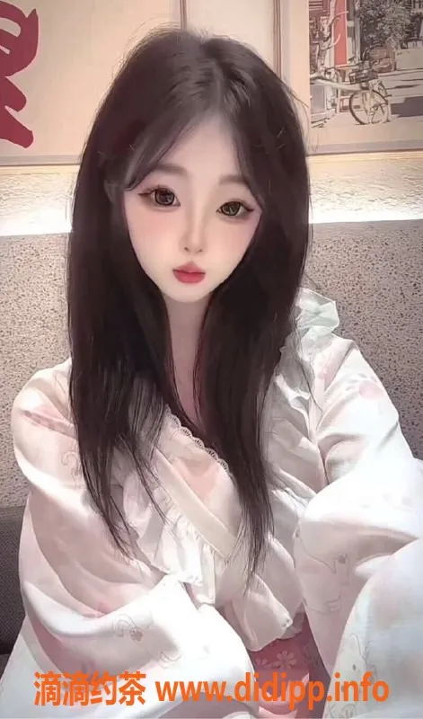 台州楼凤-台州黄岩🌹七七 18岁165cm C+胸围 高性价比服务