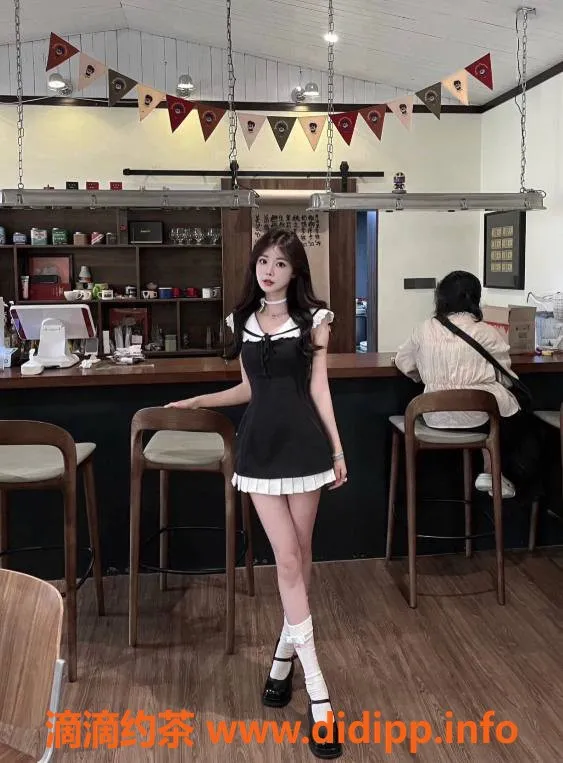 赣州楼凤-章贡泡泡美腿女仆，身高167cm，价格800元起