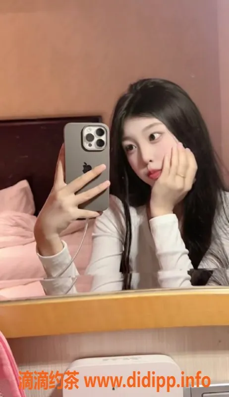 潍坊楼凤-奎文区宁宁，165cm 96斤 18岁，1000元不夜