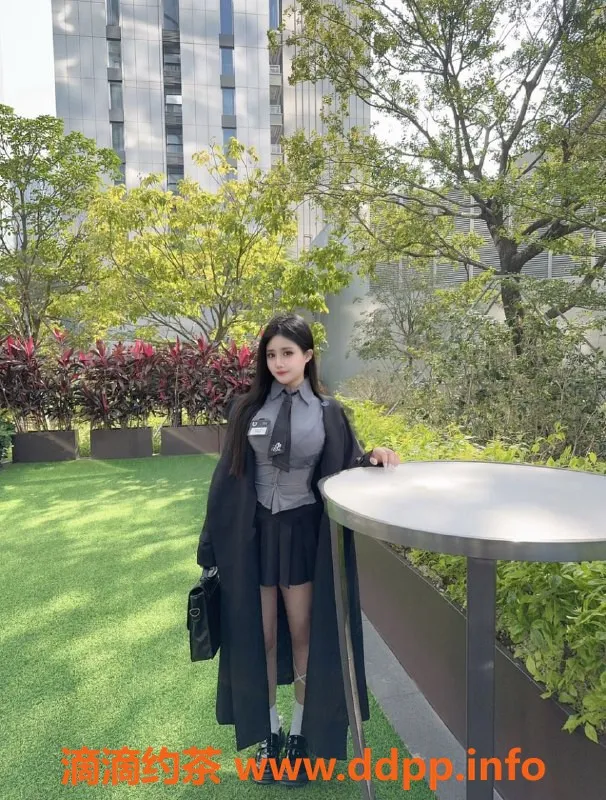 潍坊楼凤-高新区葫芦，168cm、97斤，25岁，1000元