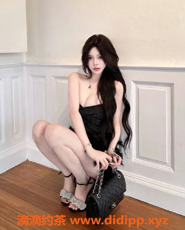 赣州楼凤-章贡小草 170cm 47kg 陪浴激情服务仅900元