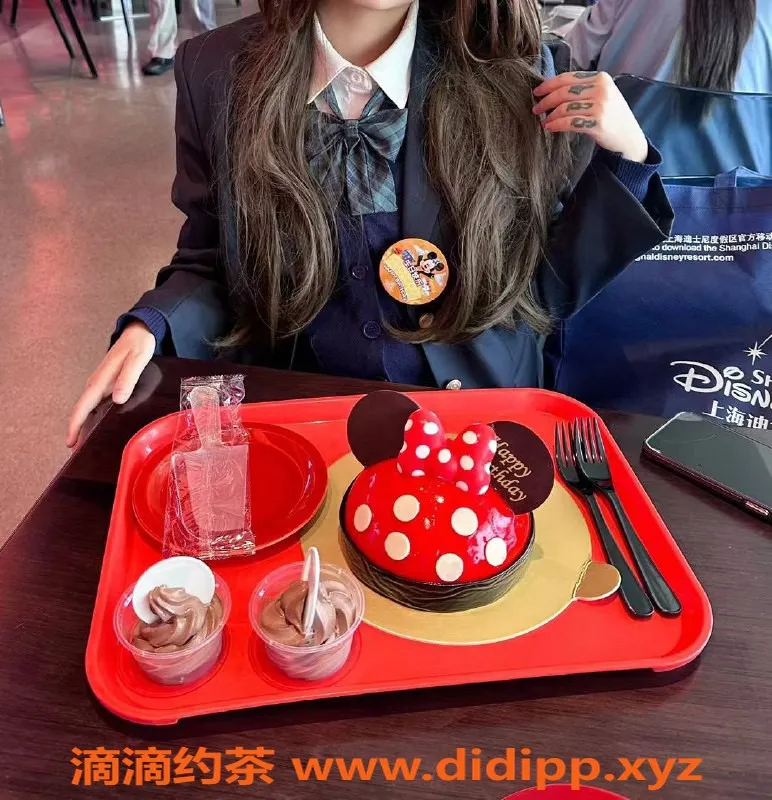 深圳楼凤-福田熙熙，1000元课程，私聊约享完美体验