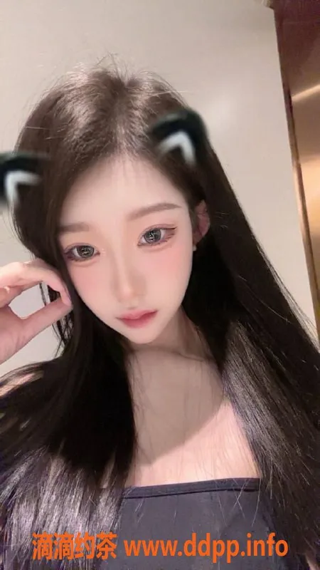 台州楼凤-义乌📍姗姗，19岁178cm，C+胸围，轻松品茶