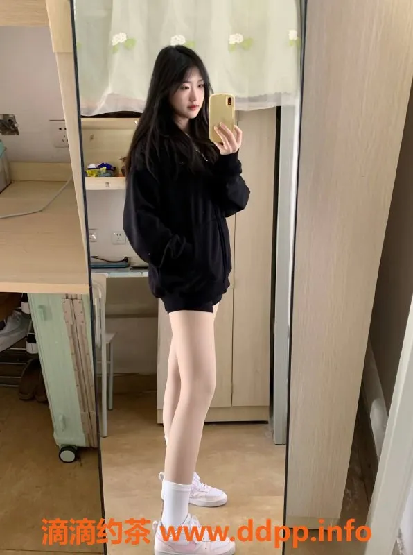 赣州上门服务-章贡兼职女大学生，身高167cm，超低价格15章