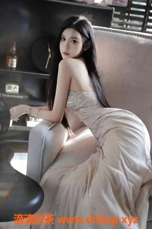 赣州楼凤资源信息,高端03混血露娜陪浴服务，168cm，48kg，36C