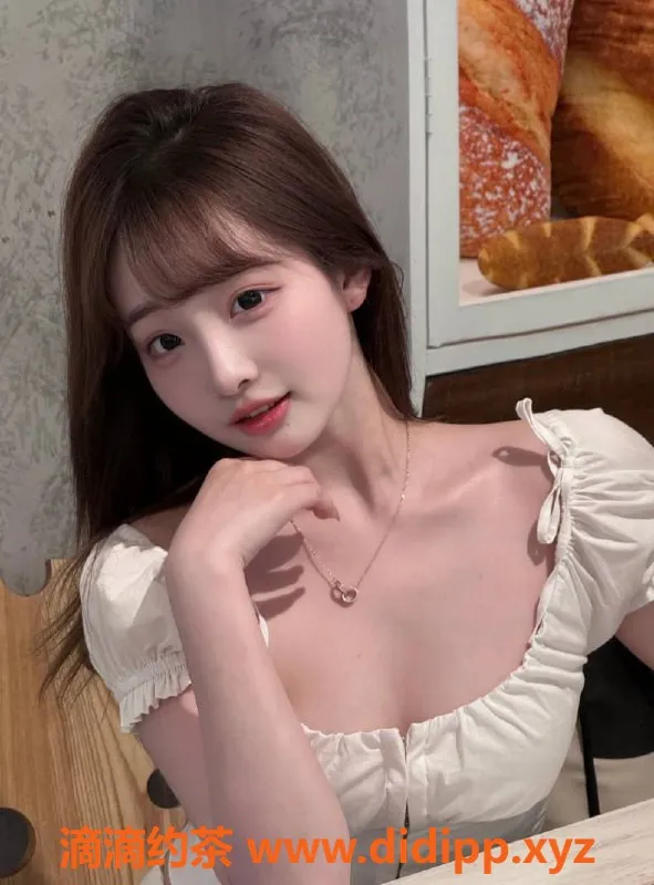 赣州楼凤-章贡梦儿，166cm轻盈甜妹，800起魅力体验