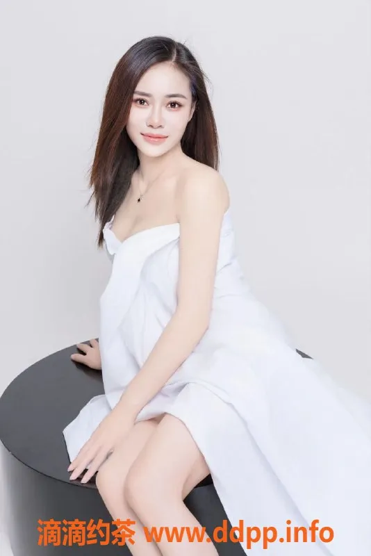 北京楼凤-朝阳小辣椒，少妇口交服务超值体验