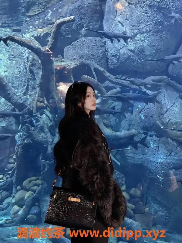 台州楼凤-台州白小纯，身高167，费用600，靠谱品茶无套路