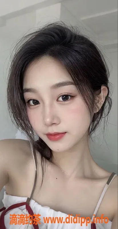 赣州楼凤-章贡欣欣：170cm 48kg 36C热情大妹