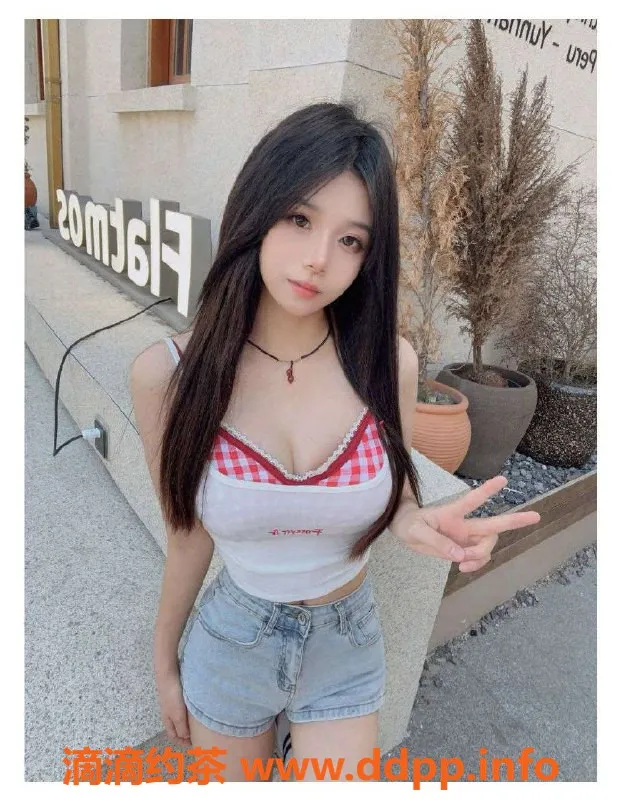 台州楼凤资源信息,义乌念念，18岁167cm，C+围，600元品茶