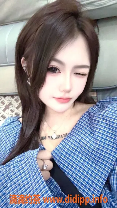 郑州楼凤-中原区19岁七月，165cm，46kg，平价服务