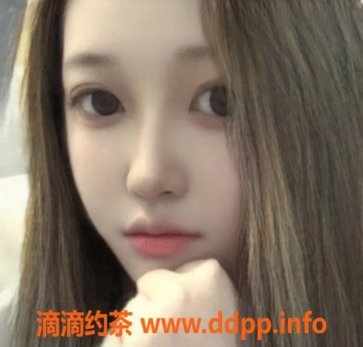 郑州楼凤-金水区20岁酱酱，164cm天然C，价格优！