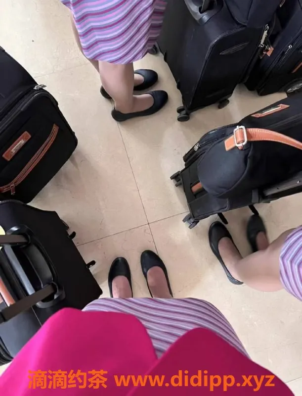 赣州楼凤资源信息,24岁空姐苏，171身高，98斤来一场激情体验