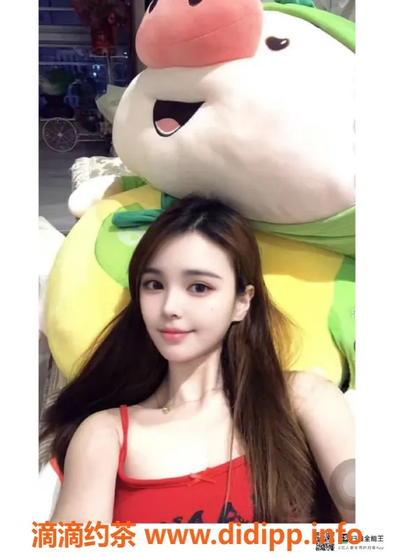 赣州楼凤-03舞蹈学院彤彤，清纯可爱165cm，700元服务