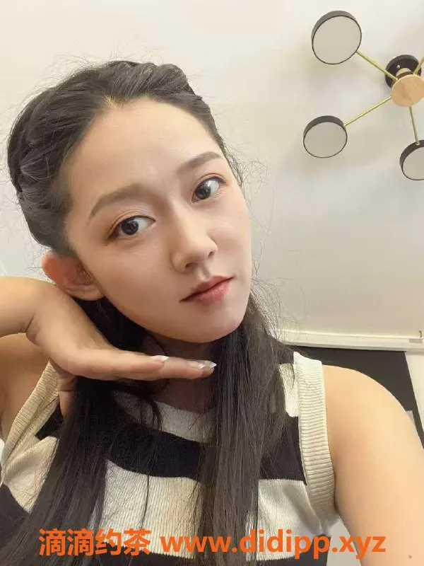 深圳楼凤-福田小少妇，600P超值享受！